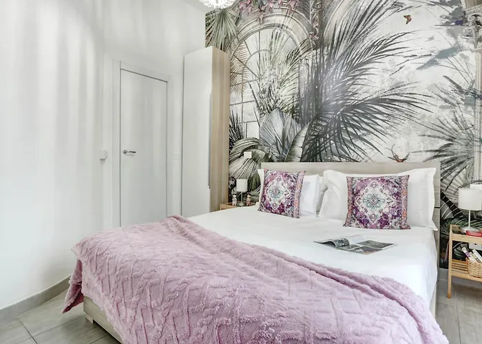 Colosseo Secret Garden - And 아파트 *